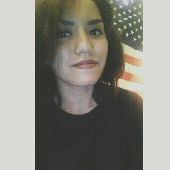 Meet your Posher, Keana - Picture 1 of 1